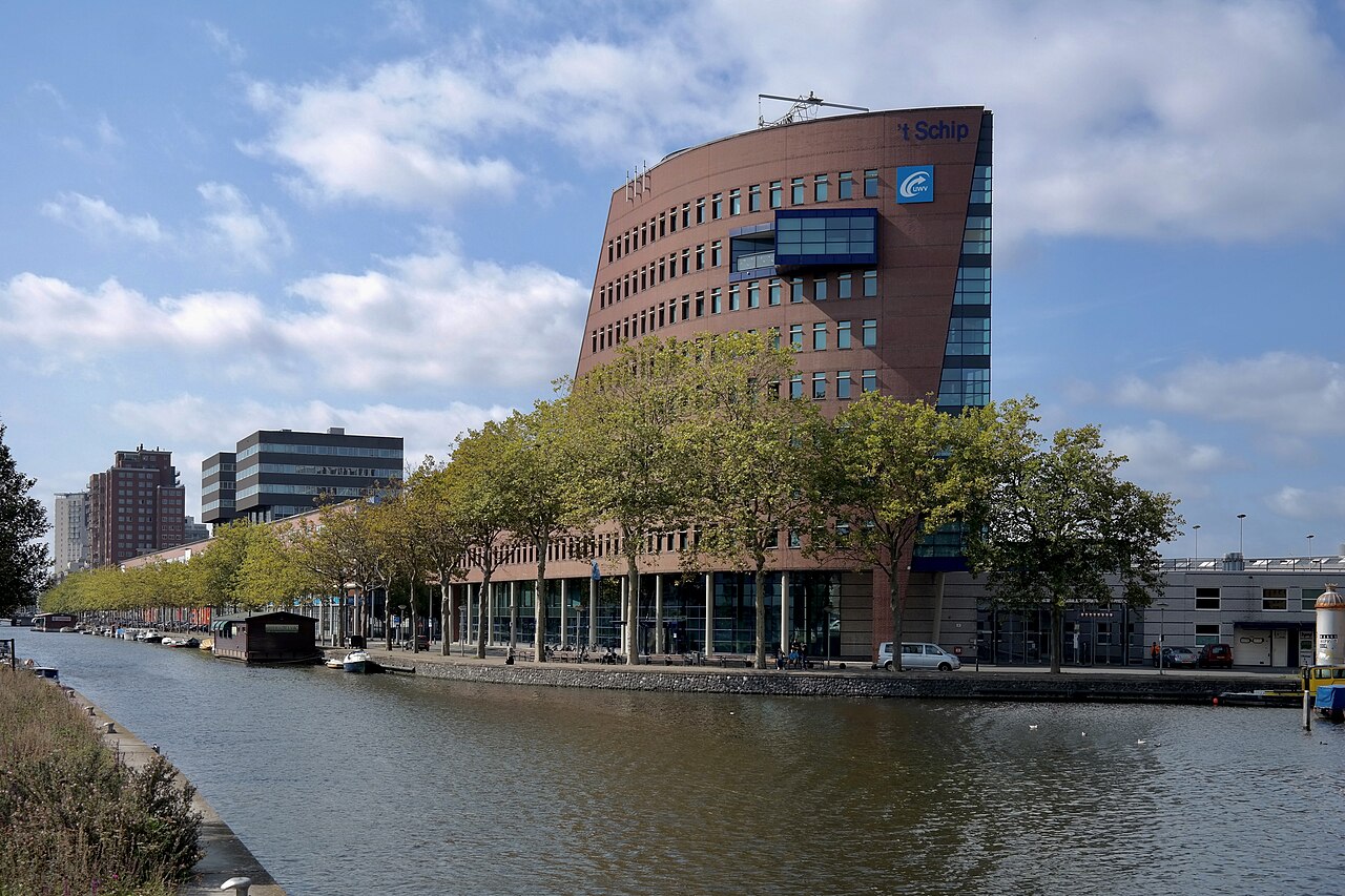 Budynek urzędu UWV w Rotterdamie