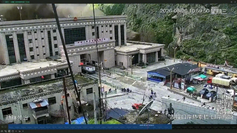 Katastrofalna powódź w Nepalu. Setki ofiar i około 1400 zaginionych
