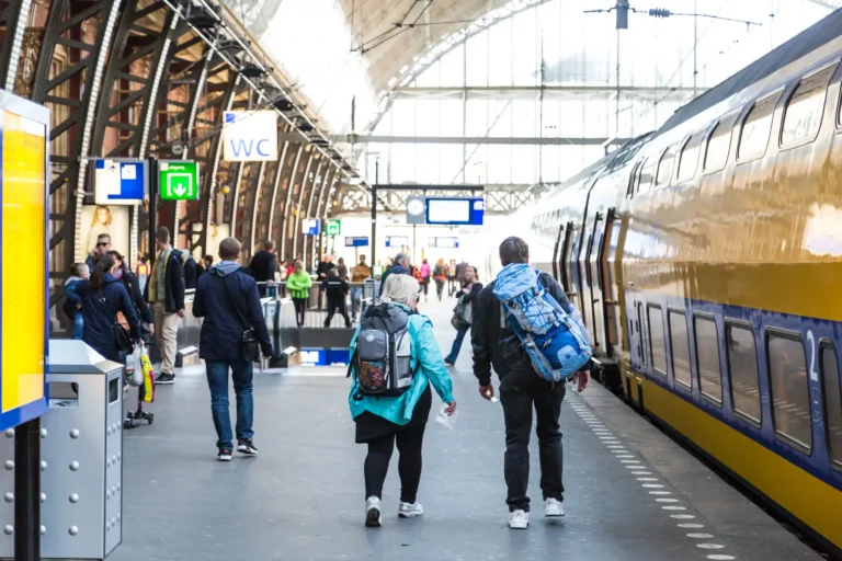 Amsterdam Centraal bez pociągów. W sobotę 3 października stacja zostanie odcięta od ruchu kolejowego
