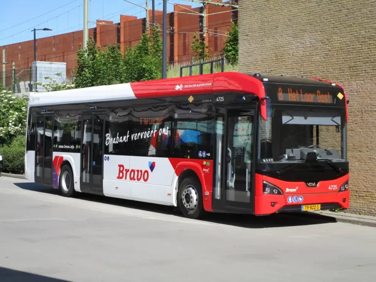 Noord-Brabant zmienia komunikację autobusową. Ponad 170 nowych autobusów i więcej połączeń