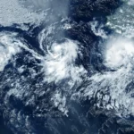Rozległy układ chmur nad oceanem – El Niño i ryzyko ekstremalnej pogody