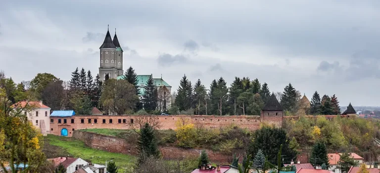 Opactwo Sióstr Benedyktynek w Jarosławiu – miejsce ataku nożownika