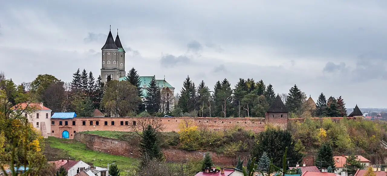 Opactwo Sióstr Benedyktynek w Jarosławiu – miejsce ataku nożownika