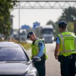Kontrole przy granicy z Niemcami i Belgią zmienią się od 1 października. Co powinni wiedzieć kierowcy w Holandii?