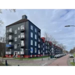 Budynek mieszkań socjalnych przy Trekweg w Hadze w Holandii.