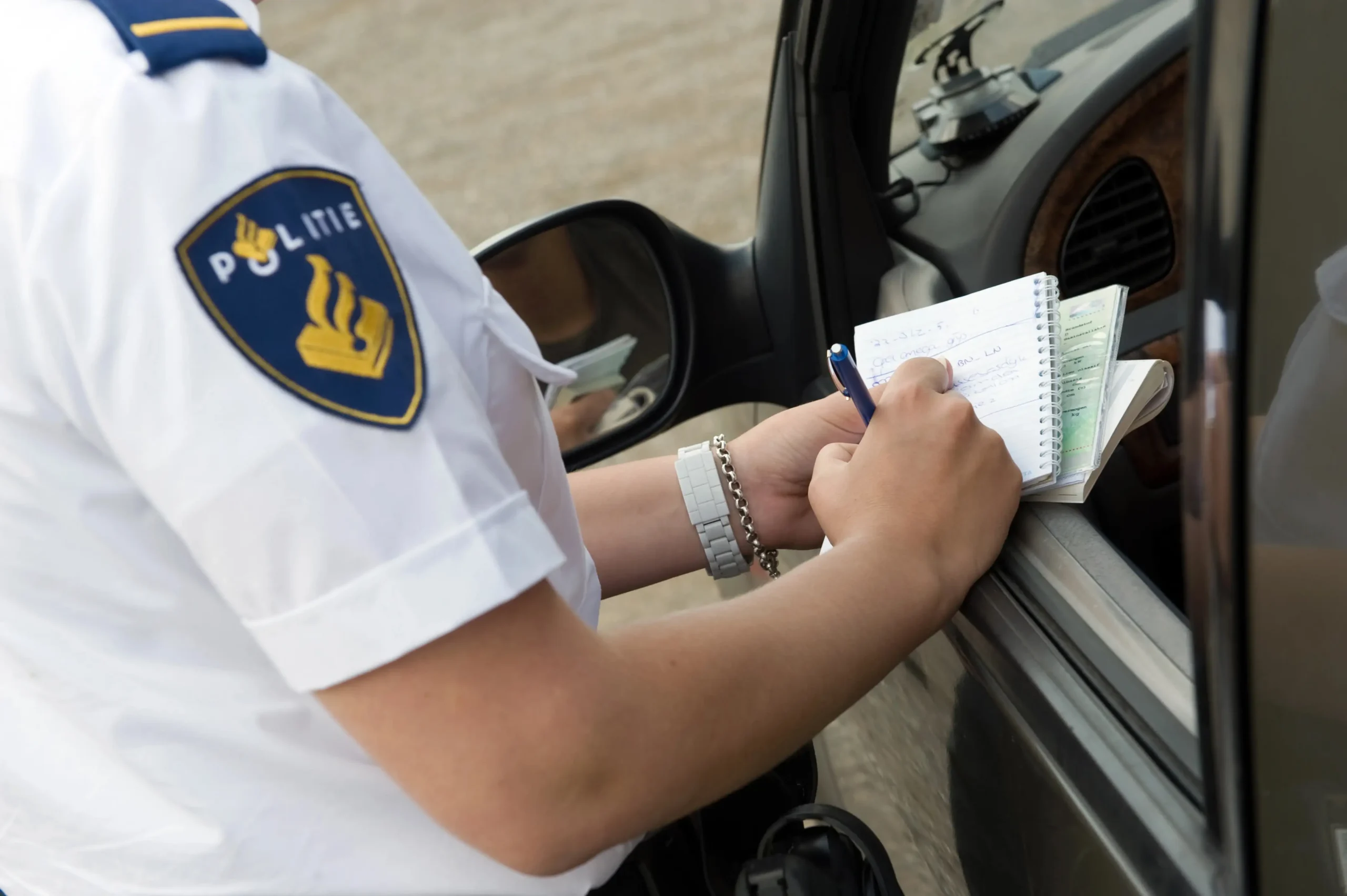 Kontrola drogowa i prawo jazdy – zatrzymanie dokumentu w Holandii