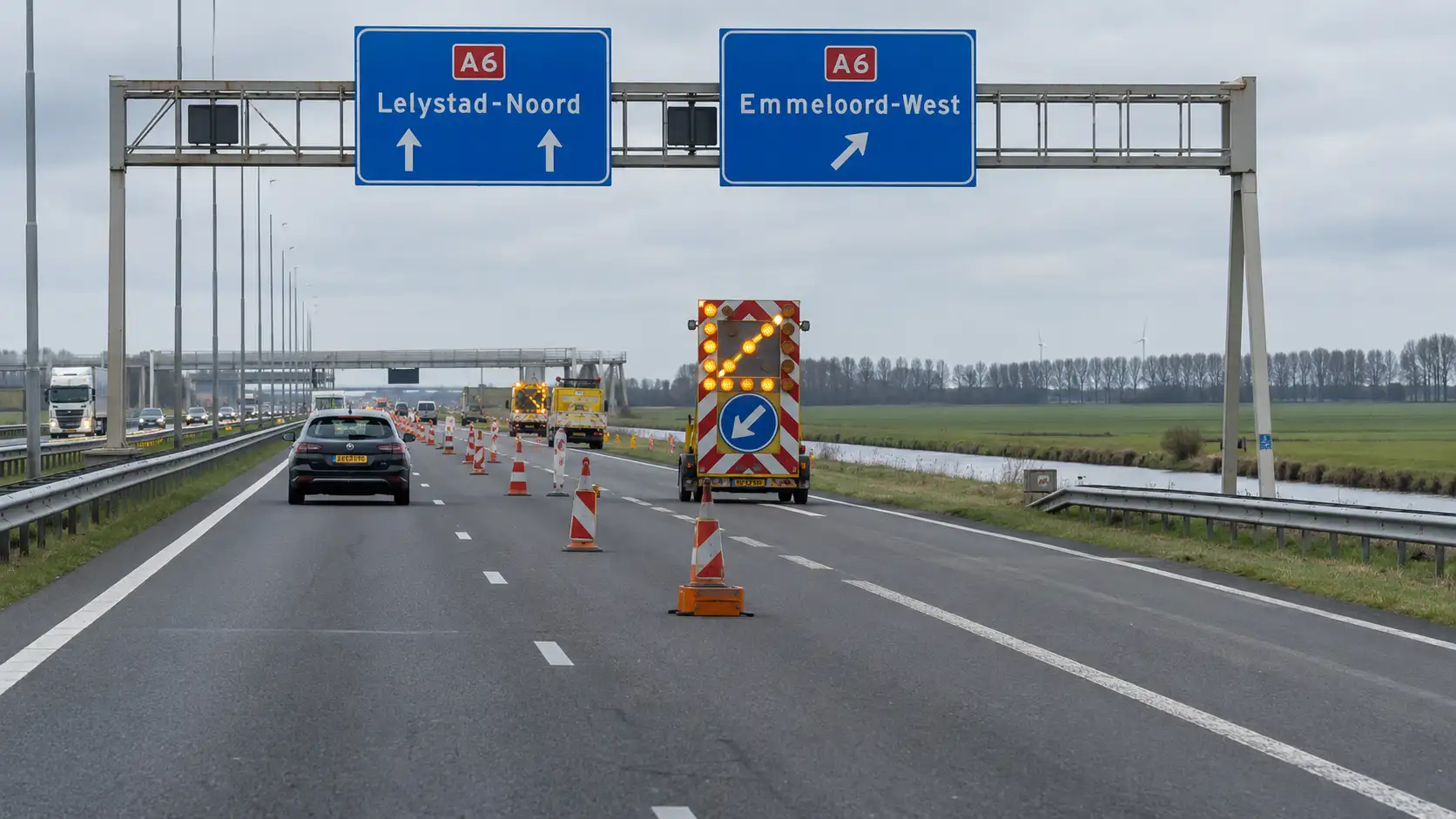 Autostrada A6 między Lelystad i Emmeloord podczas prac drogowych