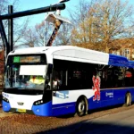 Elektryczny autobus Arriva 9601 w Maastricht w prowincji Limburg