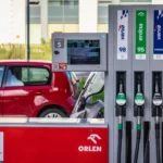 Paliwo w Polsce ma potanieć od soboty. Rząd zapowiada obniżkę nawet o 1,30 zł na litrze