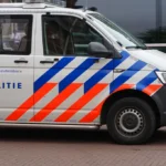 Holenderski radiowóz policyjny z oznaczeniem Politie – zdjęcie ilustracyjne do informacji o kradzieżach busów w Noord-Brabant.